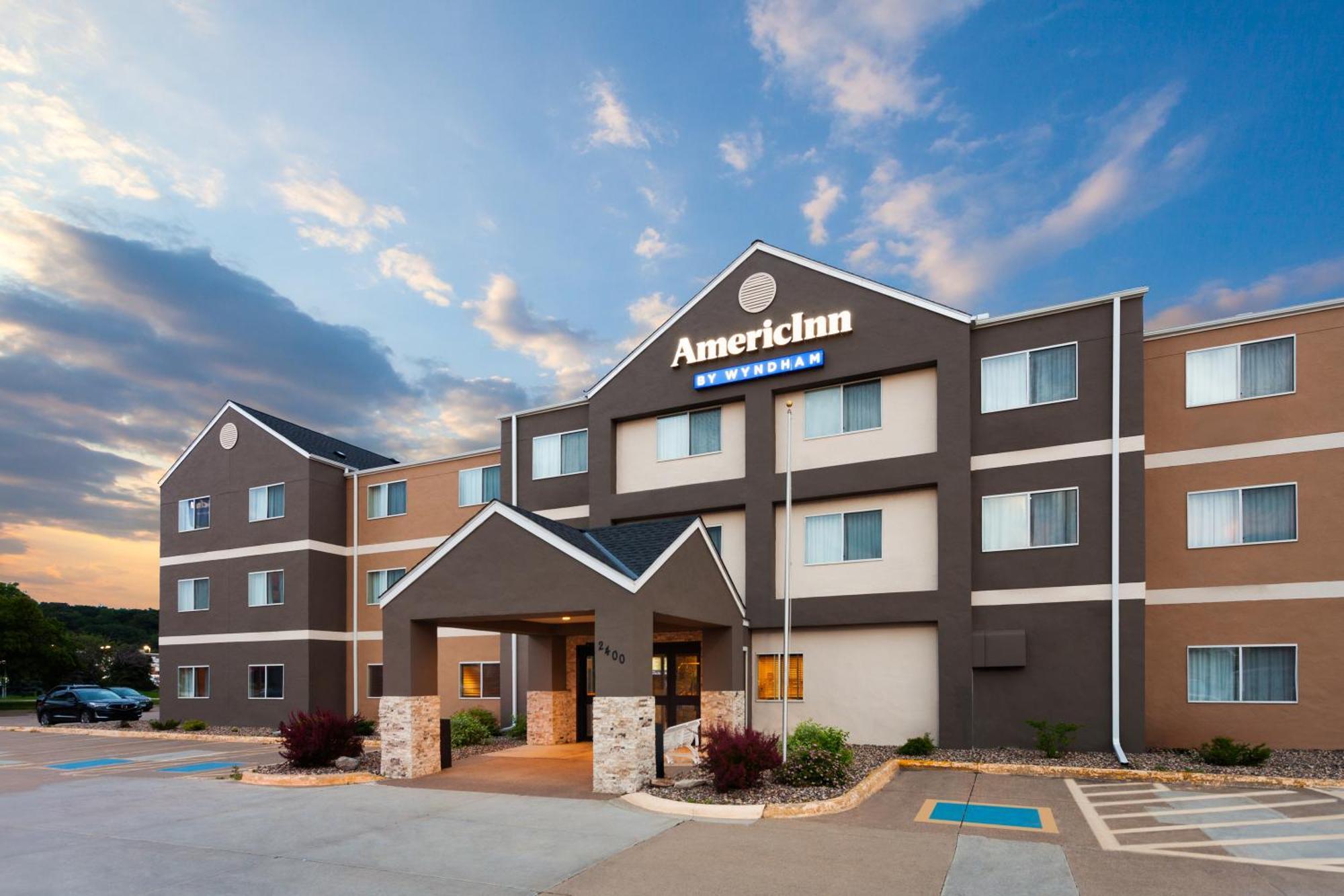 Americinn By Wyndham Hudson Extérieur photo